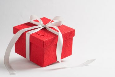 Significance of Custom Gift Boxes for making you a Customer Favorite Brand